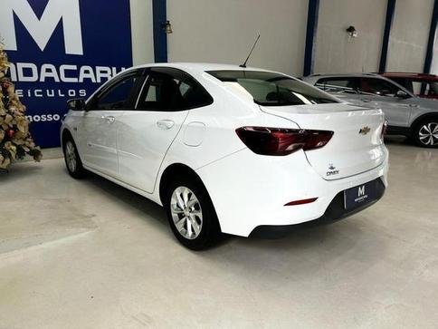 CHEVROLET ONIX PLUS 10MT LT2