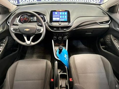 CHEVROLET ONIX PLUS 10MT LT2