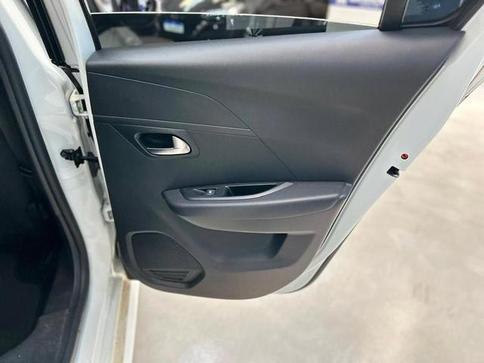 PEUGEOT 208 ACTIVE AT