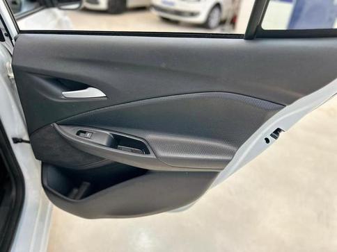CHEVROLET ONIX PLUS 10TAT LTZ