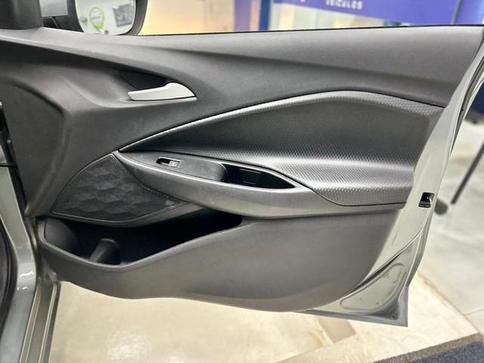 CHEVROLET ONIX PLUS 10TAT LTZ