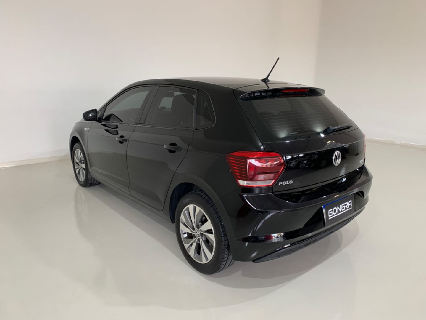 polo r line ficha tecnica