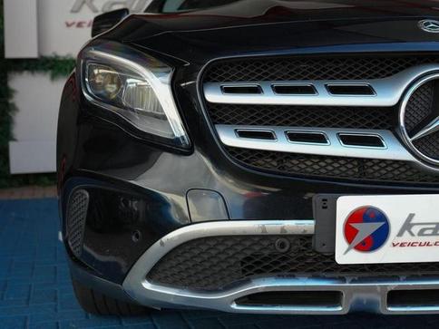 MERCEDES-BENZ GLA 200 1.6 CGI ADVANCE 16V TURBO 4P