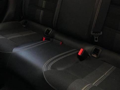 MERCEDES-BENZ GLA 200 1.6 CGI ADVANCE 16V TURBO 4P