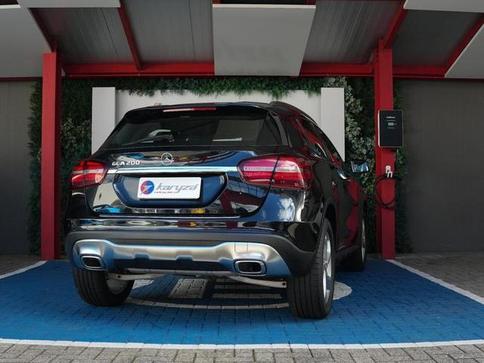 MERCEDES-BENZ GLA 200 1.6 CGI ADVANCE 16V TURBO 4P