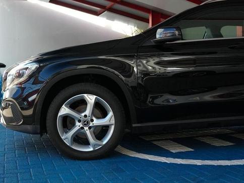 MERCEDES-BENZ GLA 200 1.6 CGI ADVANCE 16V TURBO 4P