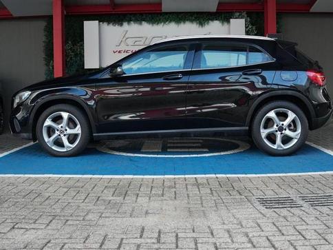 MERCEDES-BENZ GLA 200 1.6 CGI ADVANCE 16V TURBO 4P