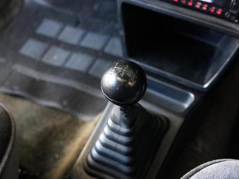 FIAT UNO 1.6-R MPI 2P