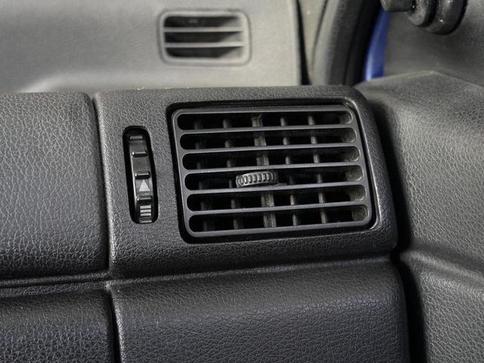 FIAT UNO 1.6-R MPI 2P