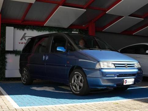 PEUGEOT 806 ST 2.0 TURBO 4P