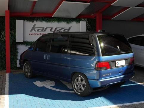 PEUGEOT 806 ST 2.0 TURBO 4P