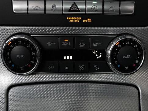 MERCEDES-BENZ SLC300