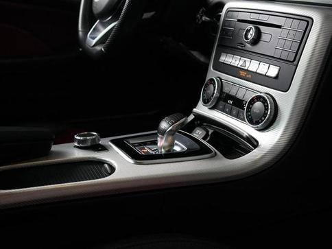 MERCEDES-BENZ SLC300