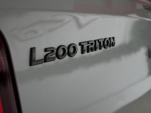 MITSUBISHI TRITON SPORT OUT GLS