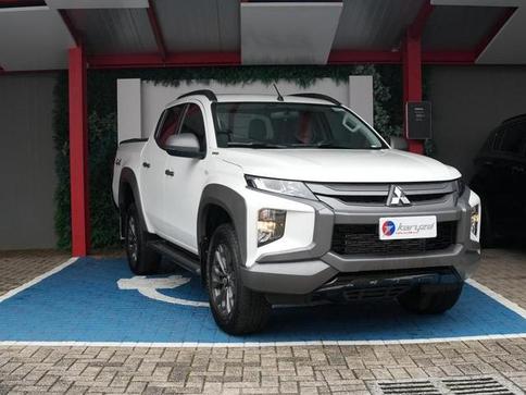 MITSUBISHI TRITON SPORT OUT GLS