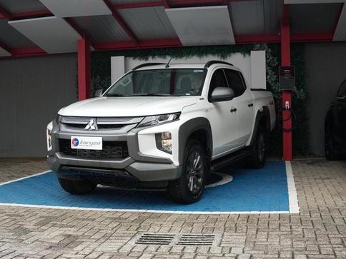 MITSUBISHI TRITON SPORT OUT GLS