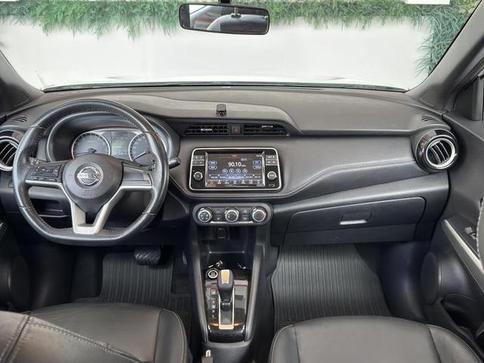 NISSAN KICKS SV CVT