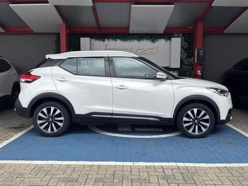 NISSAN KICKS SV CVT