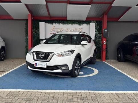 NISSAN KICKS SV CVT