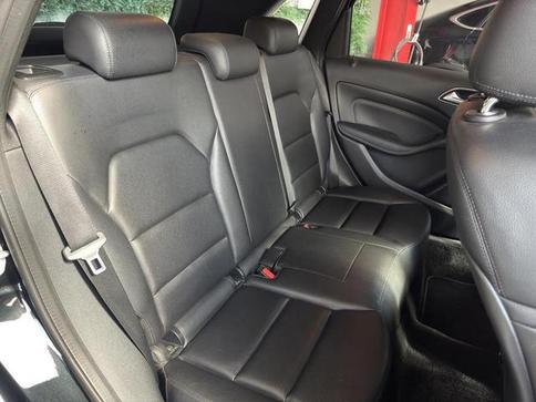 MERCEDES-BENZ B200CGI