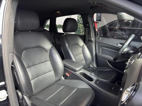 MERCEDES-BENZ B200CGI