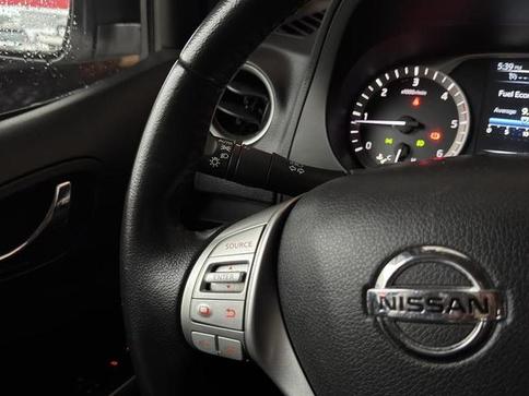 NISSAN FRONTIER LEATX4