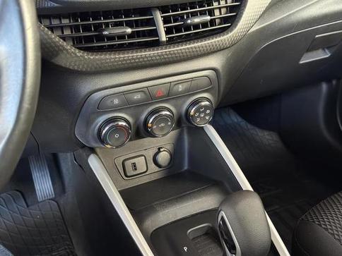 CHEVROLET ONIX PLUS 10TAT LT1