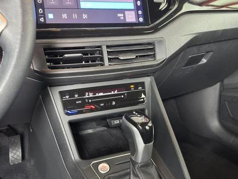 VOLKSWAGEN NIVUS HIGHLINE 1.0 200 TSI FLEX AUT.