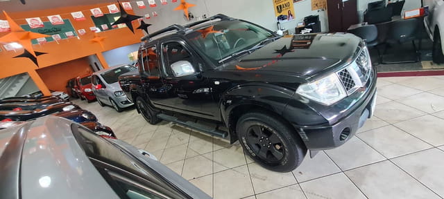 NISSAN FRONTIER LE 25 X4