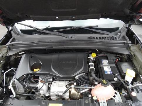 JEEP RENEGADE SPORT T270 1.3 TB 4X2 FLEX AUT.
