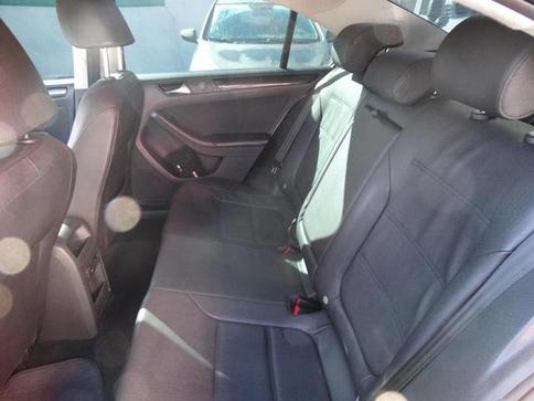 VOLKSWAGEN JETTA 2.0