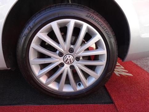 VOLKSWAGEN JETTA 2.0