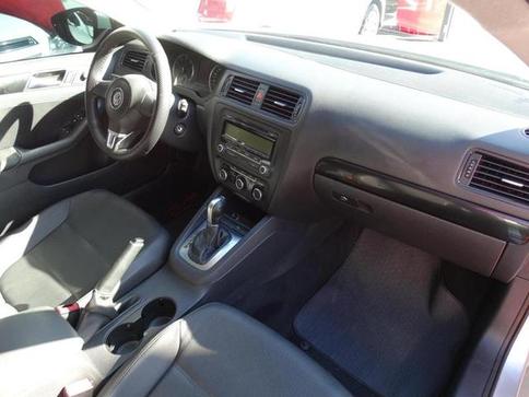 VOLKSWAGEN JETTA 2.0