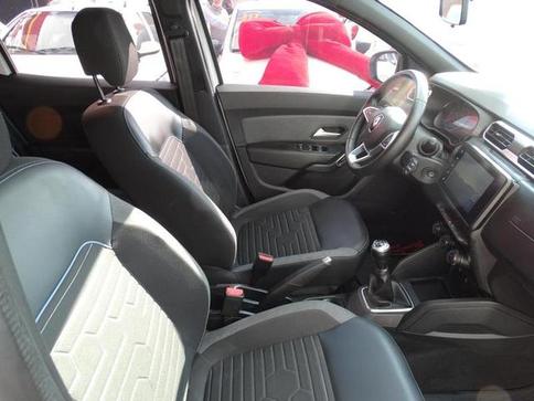 RENAULT DUSTER INT 16