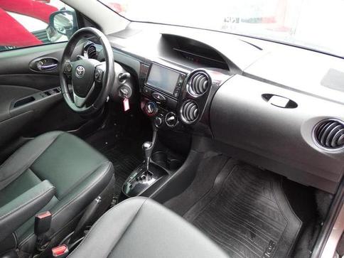 TOYOTA ETIOS 1.5 XLS SEDAN 16V FLEX 4P AUTOMATICO