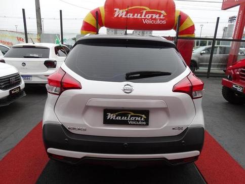NISSAN KICKS SV CVT