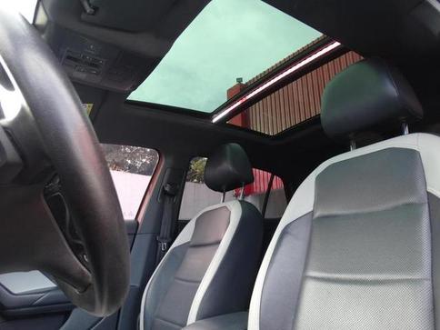 VOLKSWAGEN T CROSS HIGHLINE 250 TSI AUT