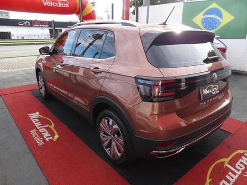 VOLKSWAGEN T CROSS HIGHLINE 250 TSI AUT