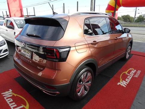 VOLKSWAGEN T CROSS HIGHLINE 250 TSI AUT