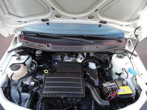 VOLKSWAGEN SAVEIRO CS RB MPI