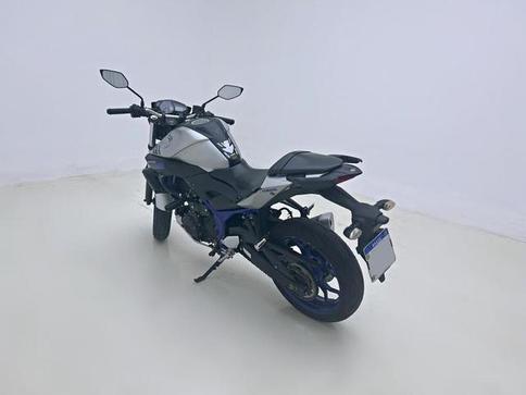 YAMAHA MT-03