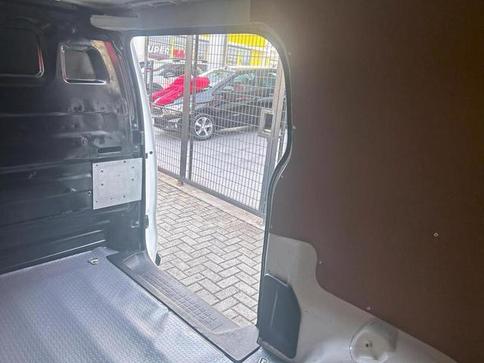 PEUGEOT EXPERT CARGO