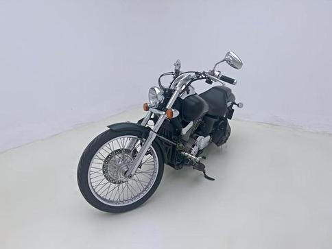 HONDA SHADOW 750