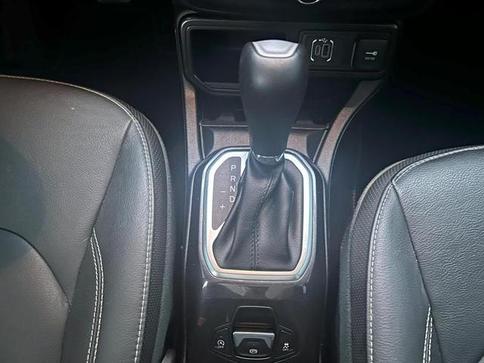 JEEP RENEGADE LONGITUDE T270 1.3 TB 4X2 FLEX AUT