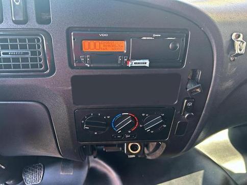 MERCEDES-BENZ ACCELO 815