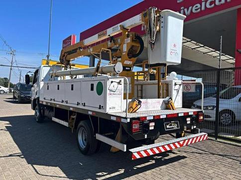 MERCEDES-BENZ ACCELO 815