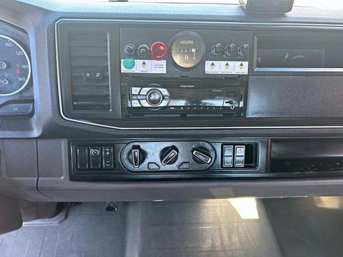 VOLKSWAGEN DELIVERY EXPRESS 2P (DIESEL)(E5)