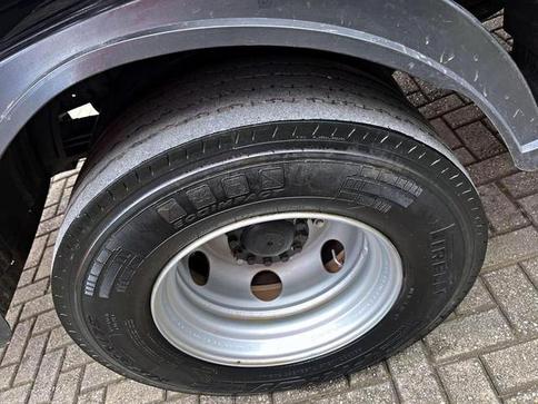 VOLKSWAGEN 11-180 DELIVERY PRIME