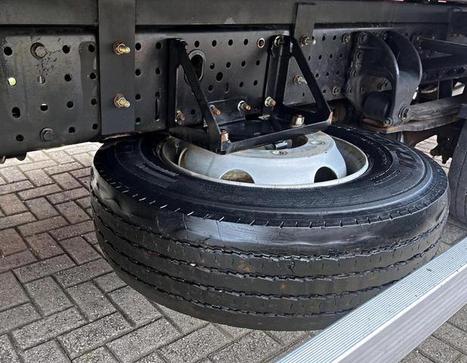 VOLKSWAGEN 11-180 DELIVERY PRIME