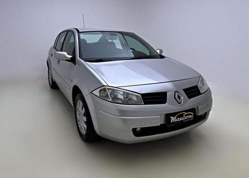 RENAULT MEGANE SEDAN DYNAMIQUE 1.6 16V(HI-FLEX) 4P
